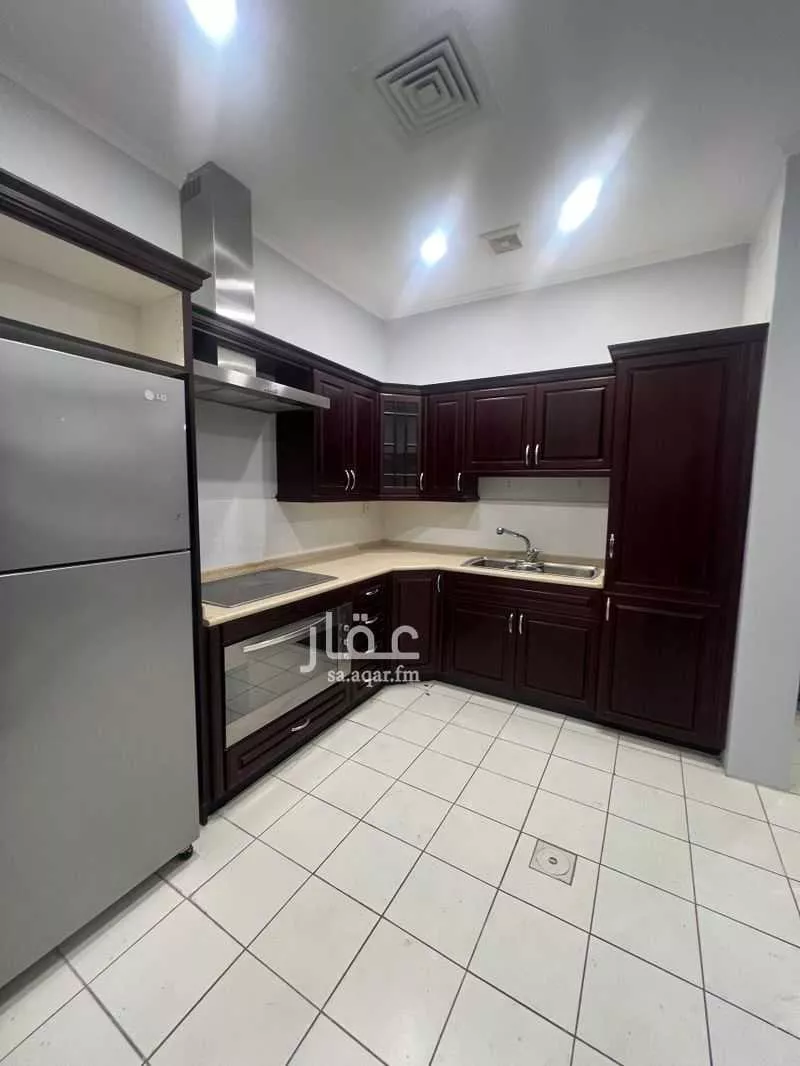 4 bedroom apartment in Tihamah 5