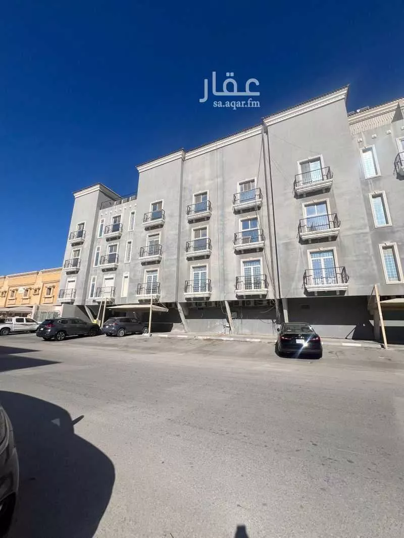 4 bedroom apartment in Tihamah 7