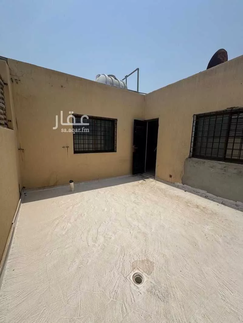 شقة 4 غرف في القشلة 11