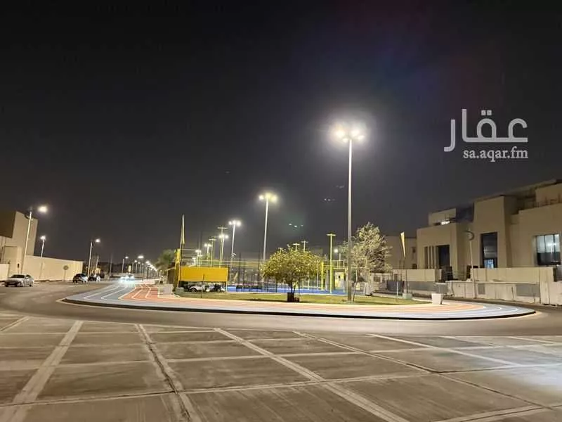 3 bedroom apartment in Al Qusur 19
