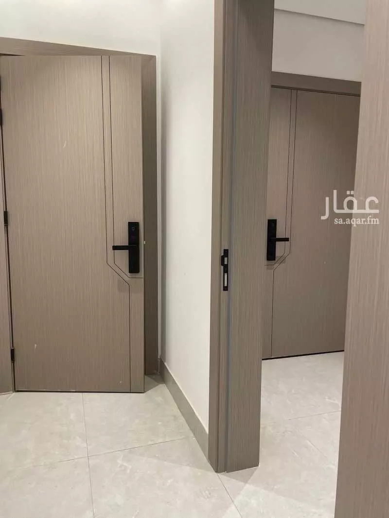 شقة 4 غرف في هجر 4