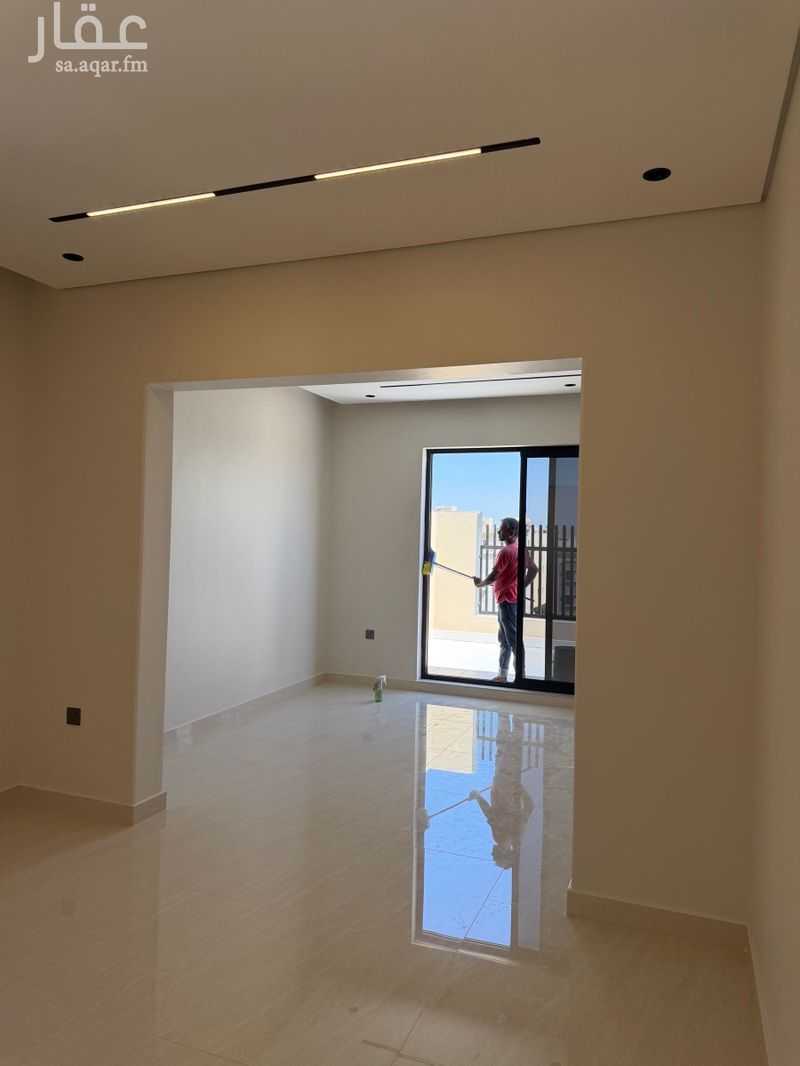3 bedroom apartment in Hajar, Eastern Province 14