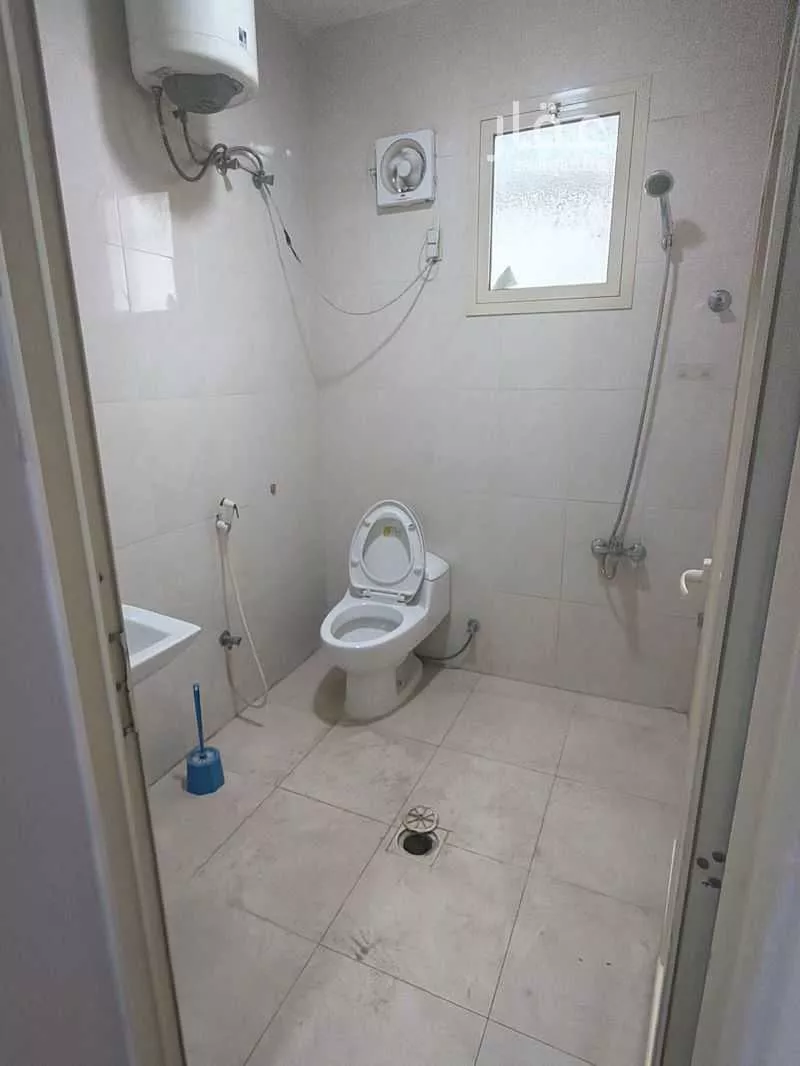 2 bedroom apartment in Al Manar, Eastern Province 9