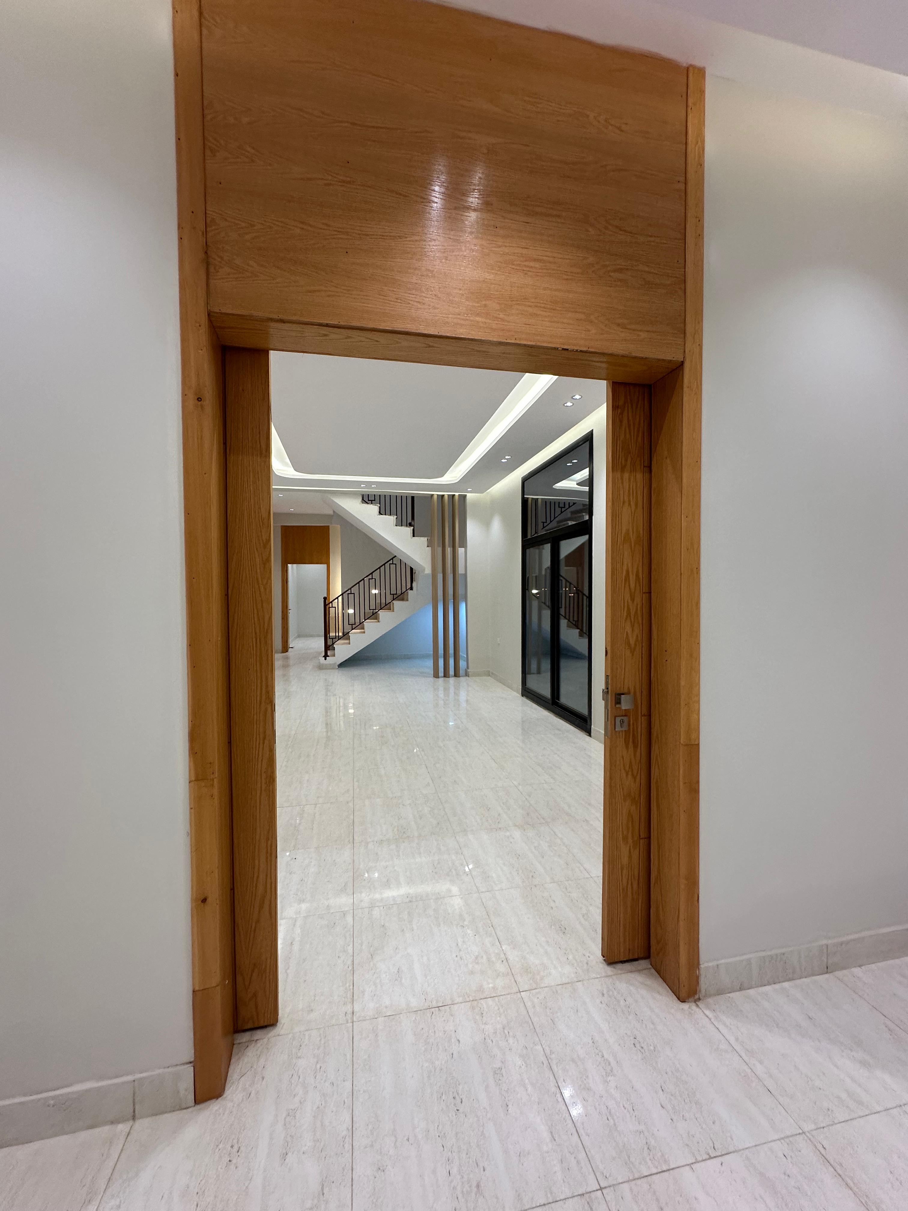 شقة  في الرحمانية 4