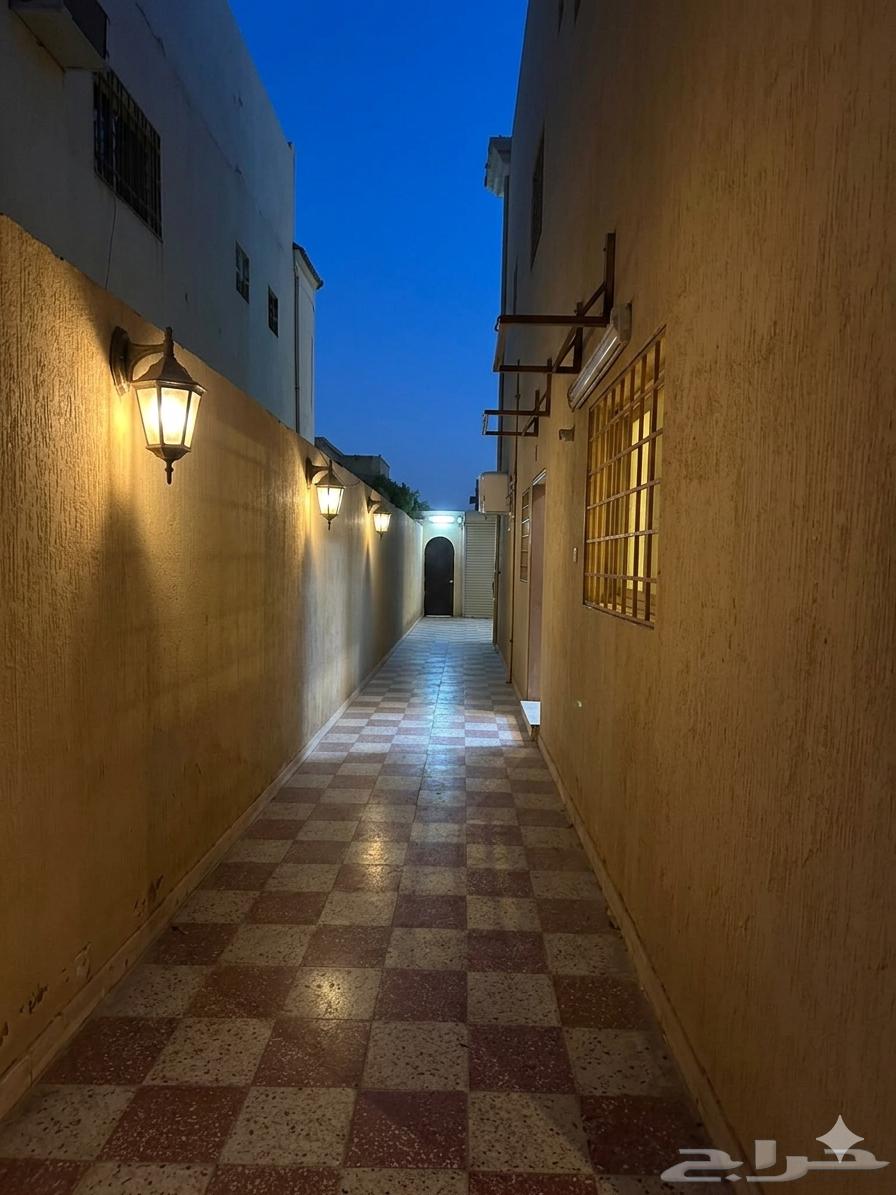 7 bedroom villa in Ishbiliyah, Riyadh 9