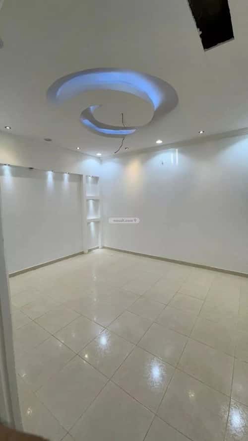 3 bedroom apartment in Dhahrat Laban 8