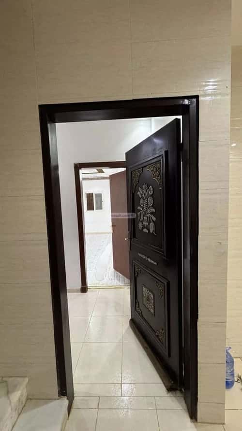 3 bedroom apartment in Dhahrat Laban 12