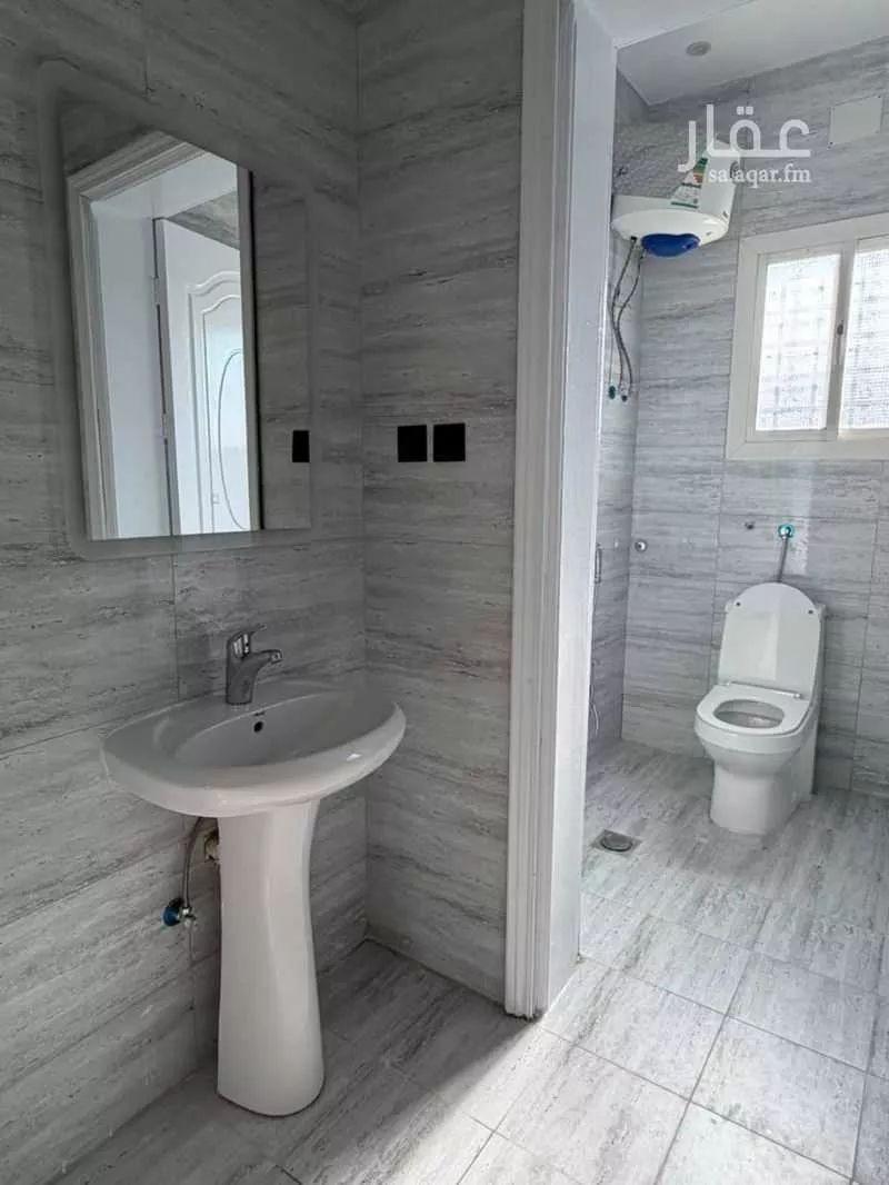 4 bedroom apartment in Abu Burayqa, Madinah 6