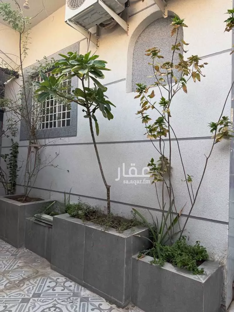 4 bedroom apartment in Abu Burayqa, Madinah 7