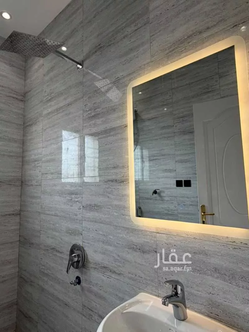 4 bedroom apartment in Abu Burayqa, Madinah 3