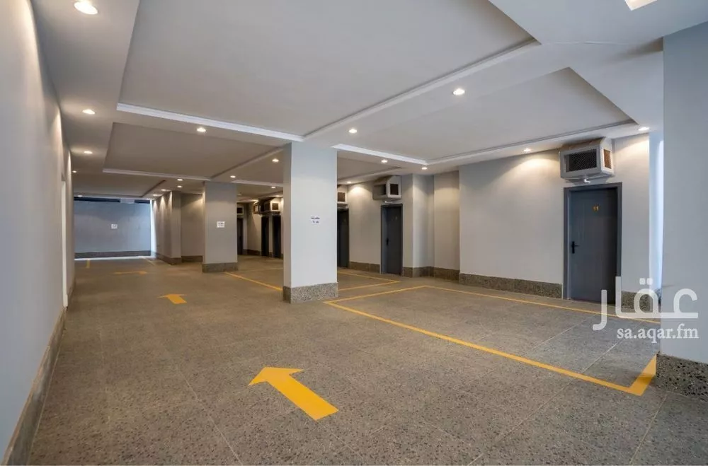 5 bedroom building in Al Nuzhah, Jeddah 6