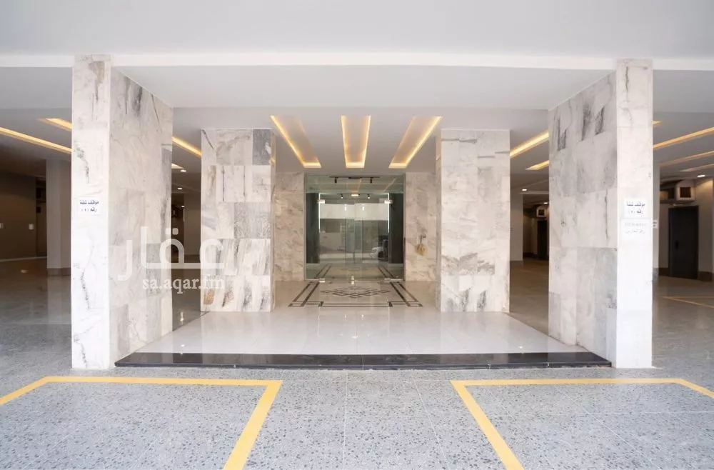 5 bedroom building in Al Nuzhah, Jeddah 4