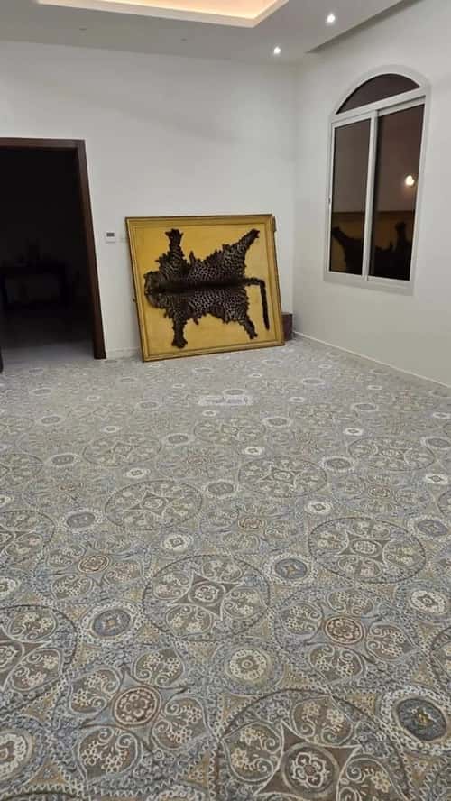 8 bedroom villa in Al Aridh 4
