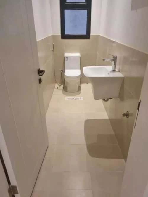 3 bedroom apartment in Al Malqa 5