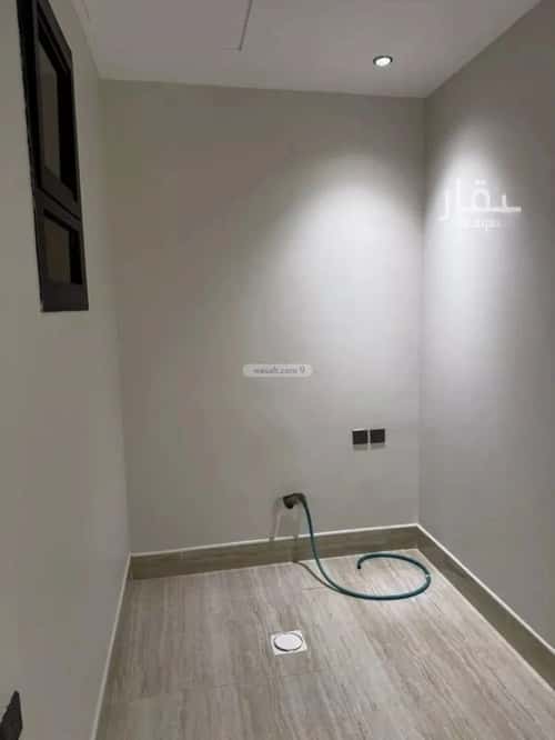 3 bedroom apartment in Al Malqa 8