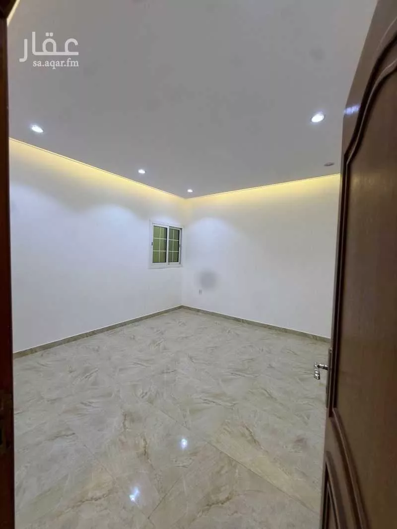 3 bedroom apartment in Al Qusur, Eastern Province 5
