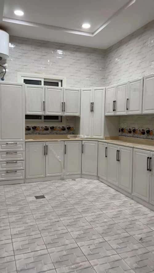 3 bedroom apartment in Al Aridh 4