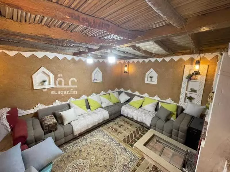 5 bedroom villa in Al Rabwa, Riyadh 6