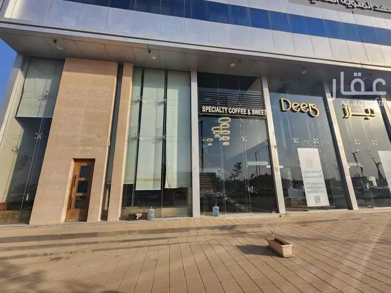 shop in As Suwaidi Al Gharabi, Riyadh 3