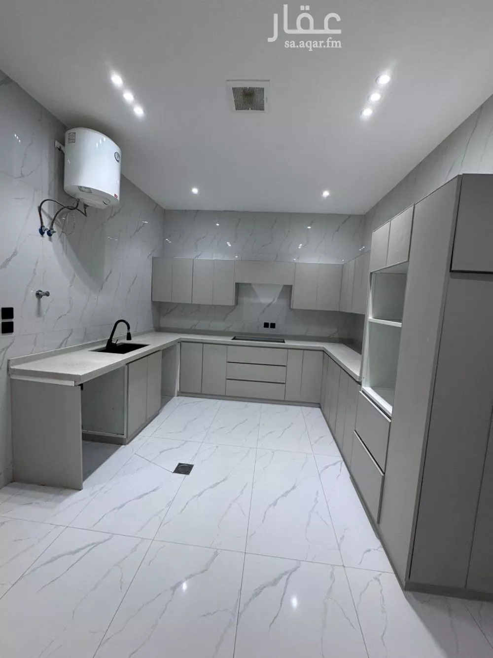 5 bedroom villa in Al Uraija Al Gharbi, Riyadh 5