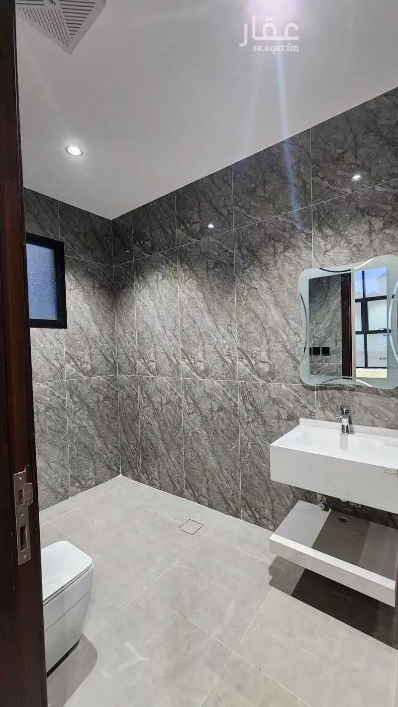 3 bedroom villa in Al Sawari, Jeddah 4