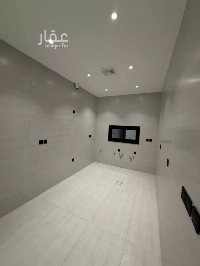 4 bedroom apartment in Al Nuzhah, Jeddah 9