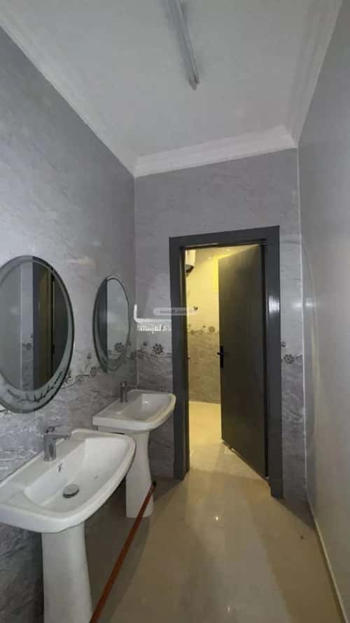 3 bedroom apartment in Dhahrat Laban 3