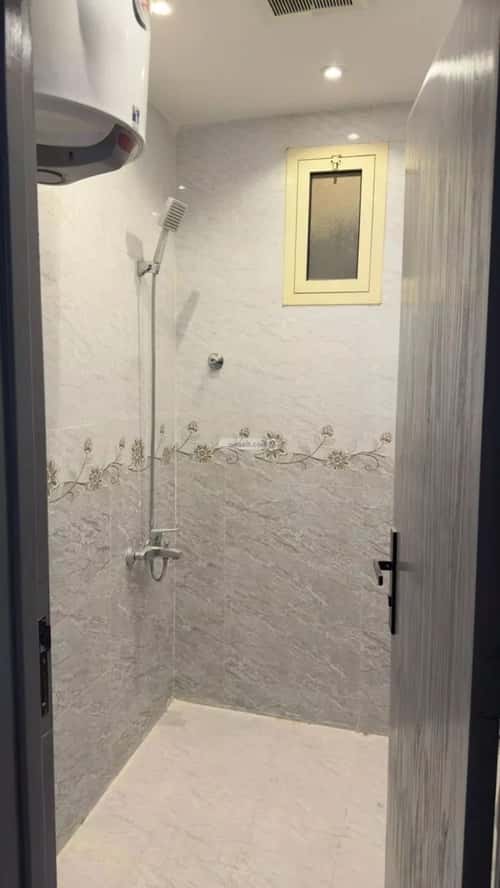 3 bedroom apartment in Dhahrat Laban 10