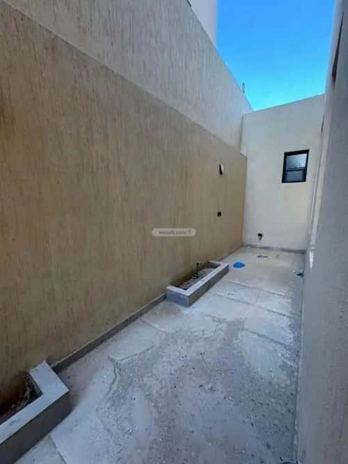 دور 4 غرف في العارض 14