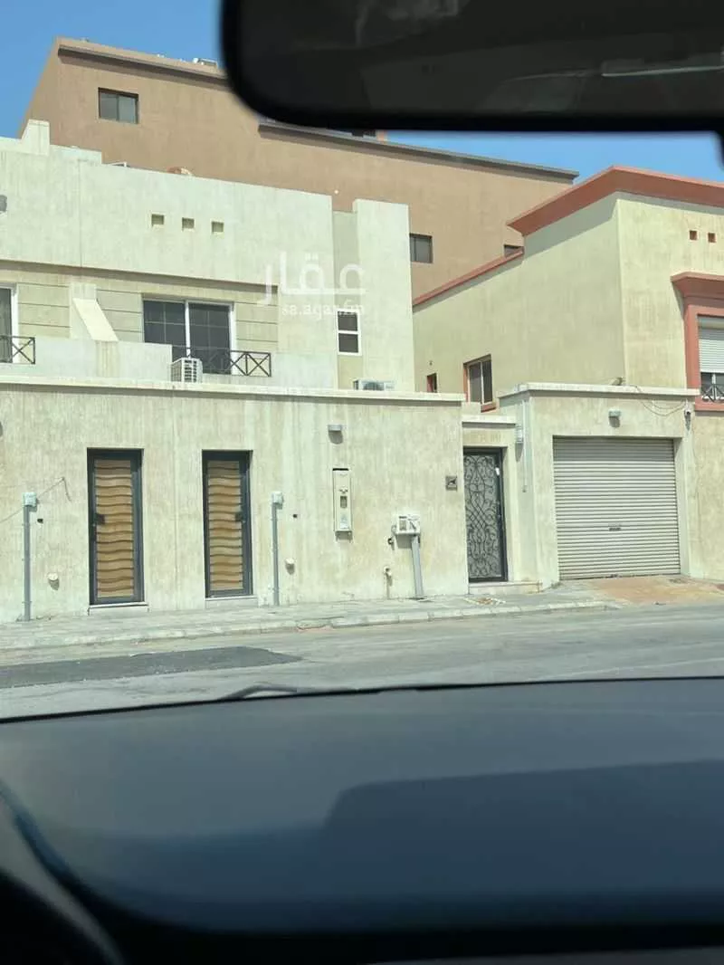 4 bedroom villa in Al Khalidiyah Ash Shamaliyah, Eastern Province 3