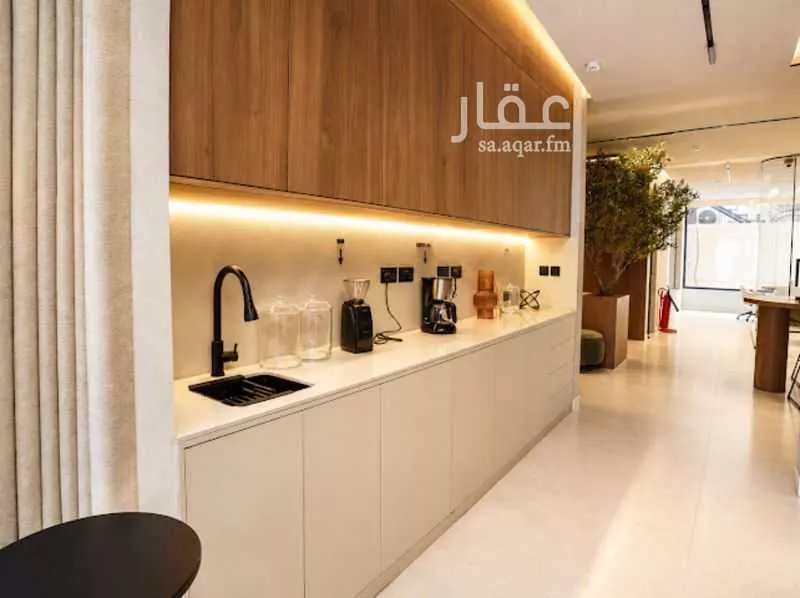 17 bedroom office in Al Wurud, Riyadh 15