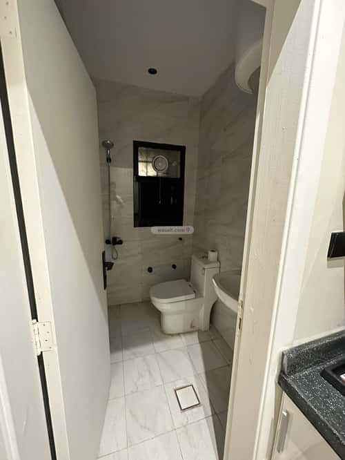 شقة  في العقيق 1