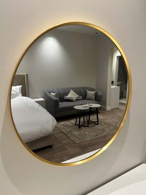 شقة  في العقيق 4