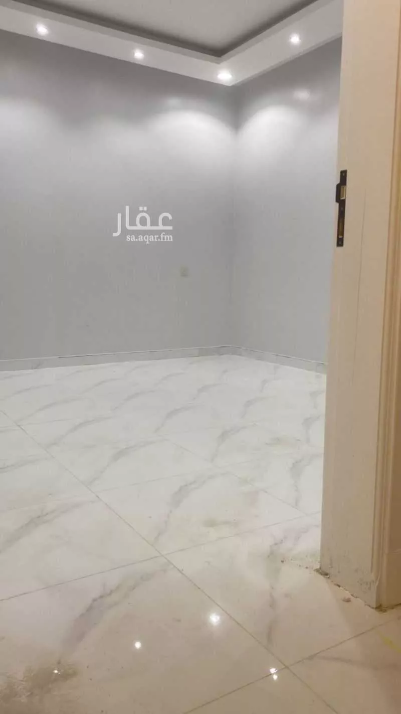 5 bedroom building in Al Difa, Madinah 11