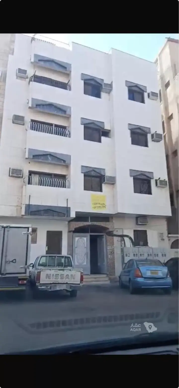 32 bedroom building in Al Rayah, Madinah