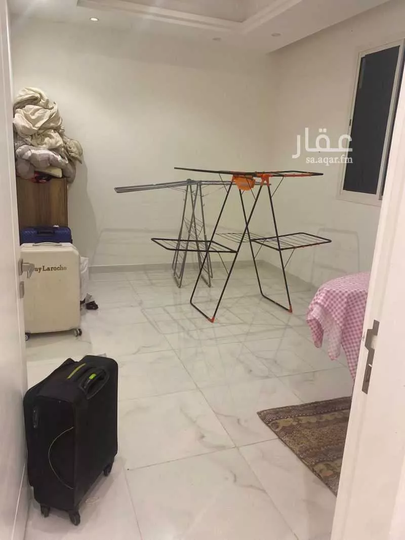4 bedroom apartment in Tuwaiq, Riyadh 9