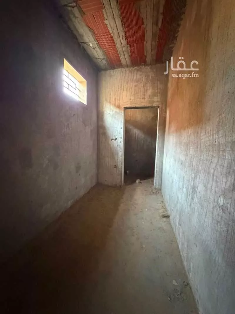 5 bedroom villa in Al Quraynah, Jeddah 6
