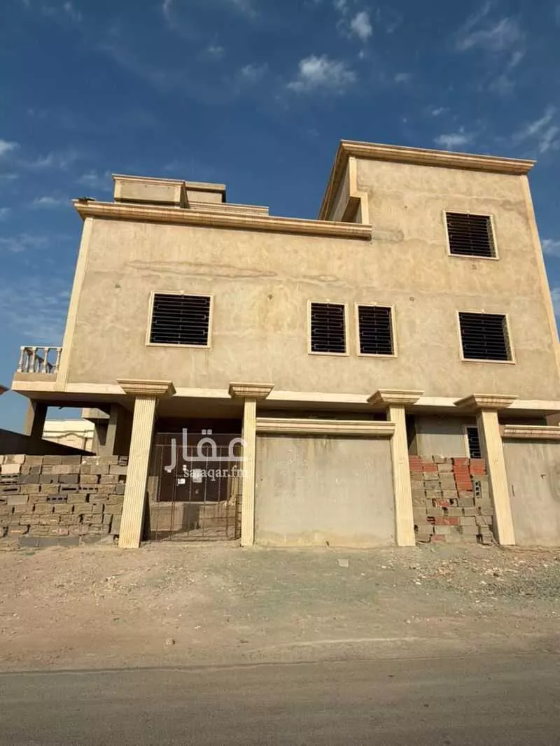 5 bedroom villa in Al Quraynah, Jeddah 2