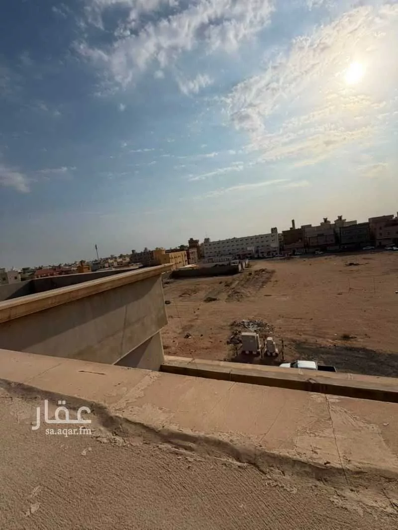 5 bedroom villa in Al Quraynah, Jeddah 8