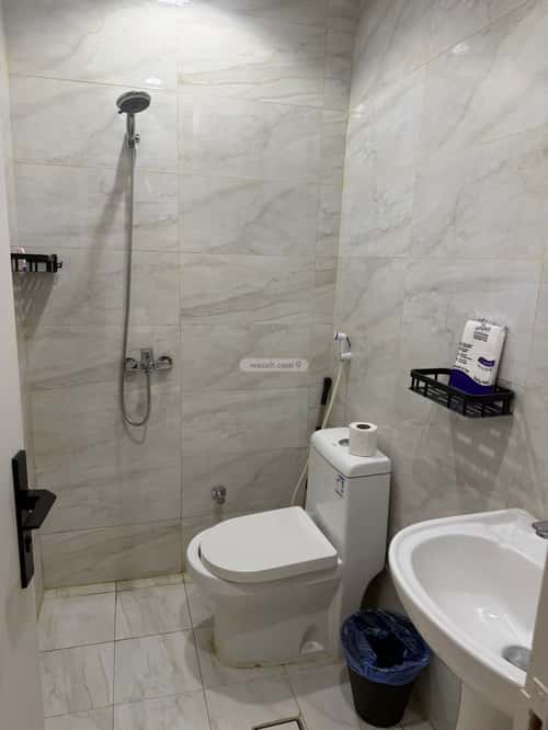 شقة 1 غرف في العقيق 3