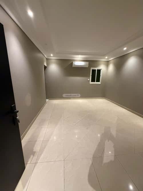 شقة  في العقيق 1