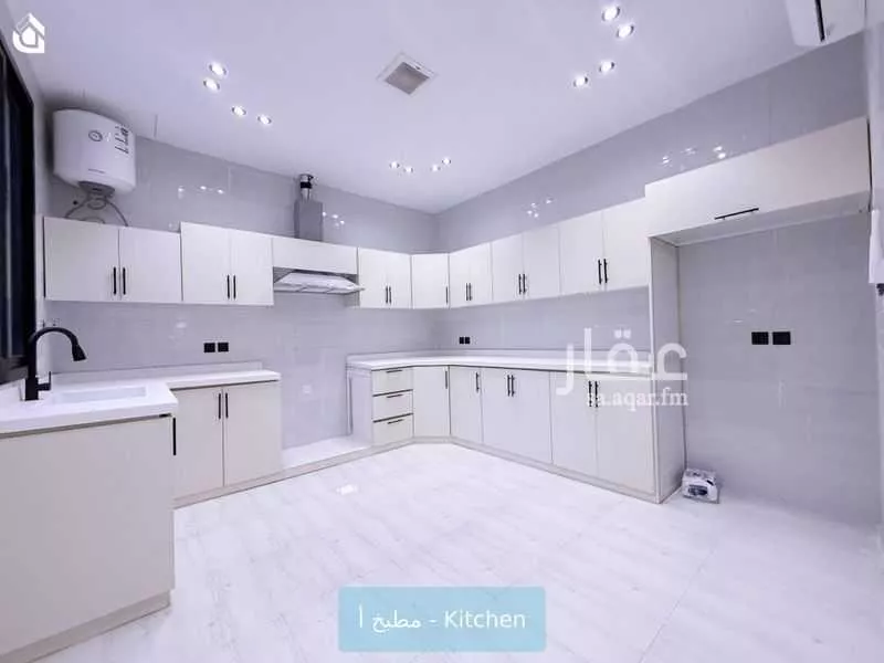 4 bedroom villa in Al Qadisiyah, Riyadh 11