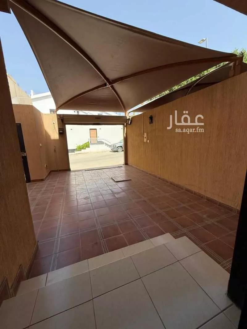 3 bedroom villa in Al Rabwa, Riyadh 15