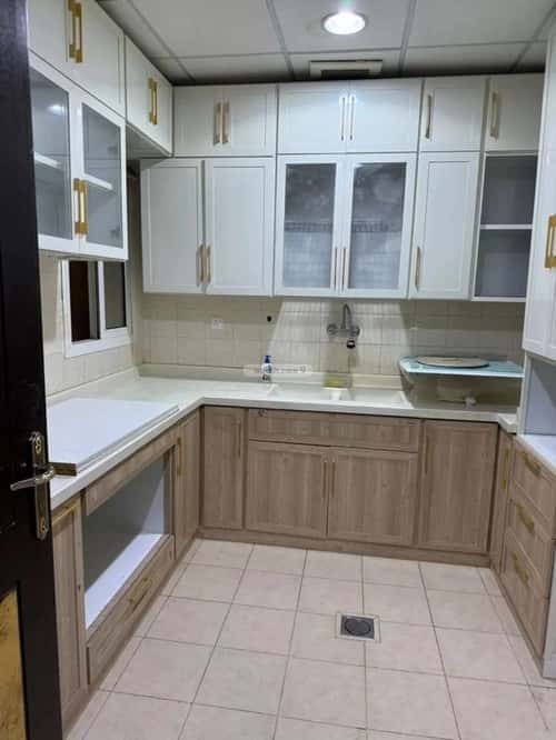 4 bedroom apartment in Al Nuzhah, Riyadh 11