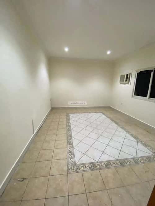 شقة 2 غرف في النزهة 3