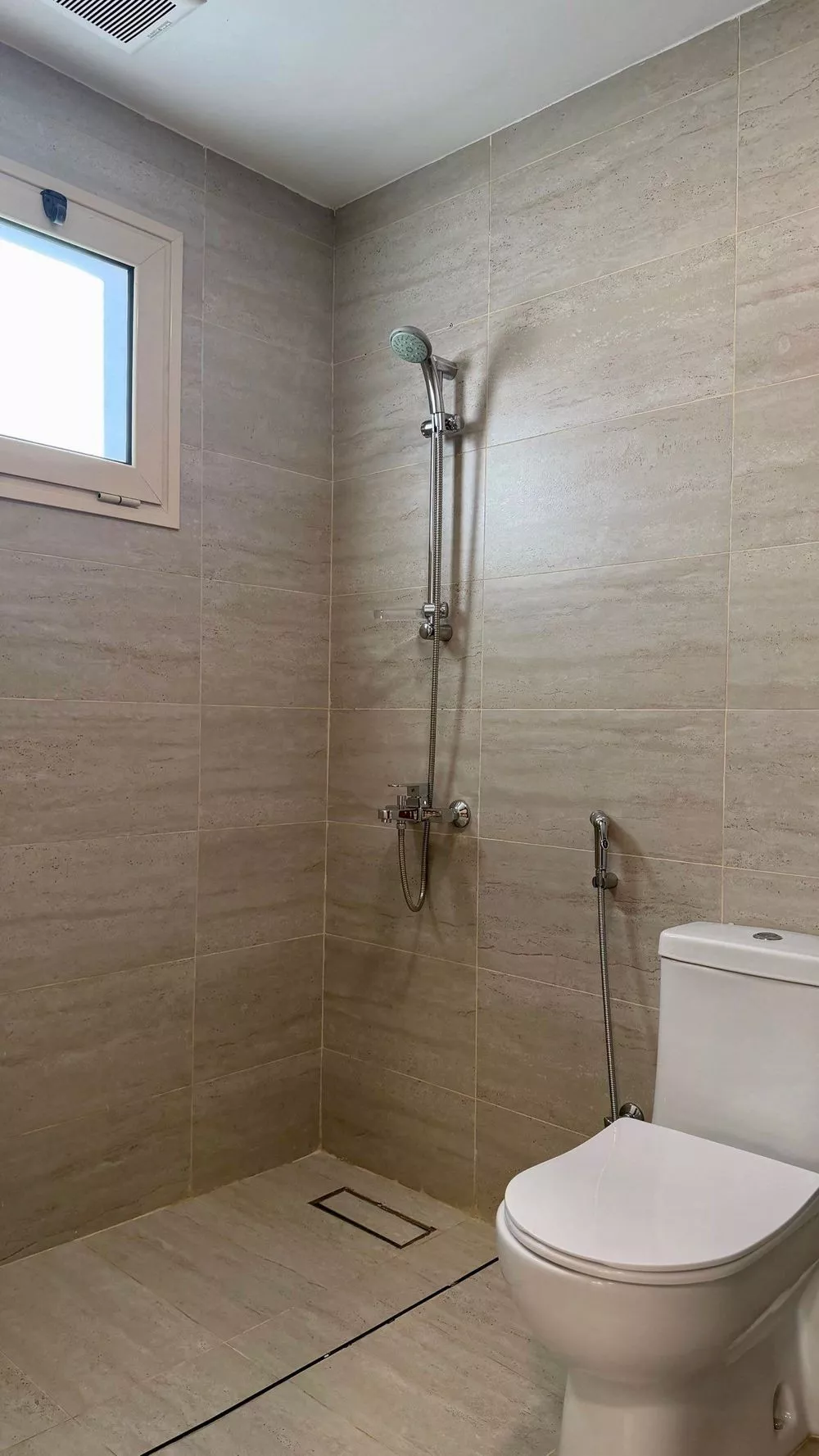 4 bedroom villa in Qurtubah, Eastern Province 7
