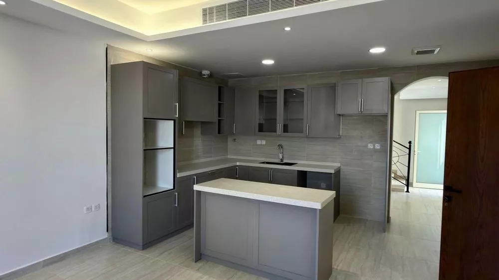 4 bedroom villa in Qurtubah, Eastern Province 6