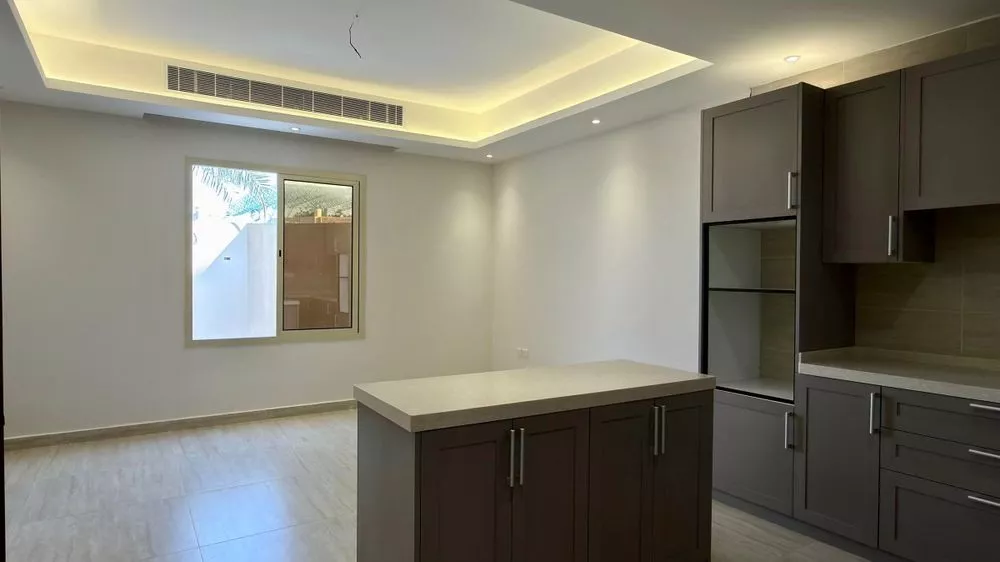 4 bedroom villa in Qurtubah, Eastern Province 3