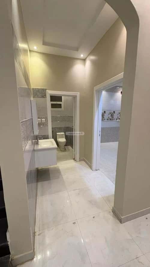 6 bedroom villa in Al Mahdiyyah 2