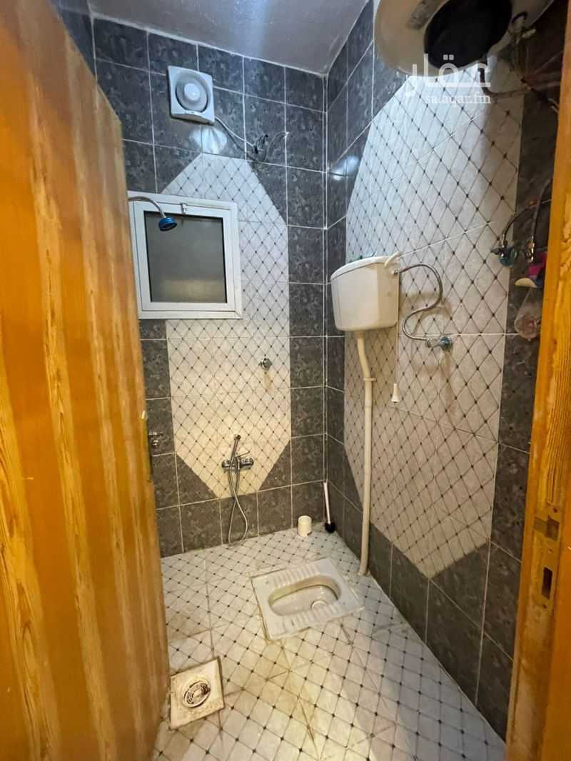 4 bedroom apartment in Al Rimal, Riyadh 8